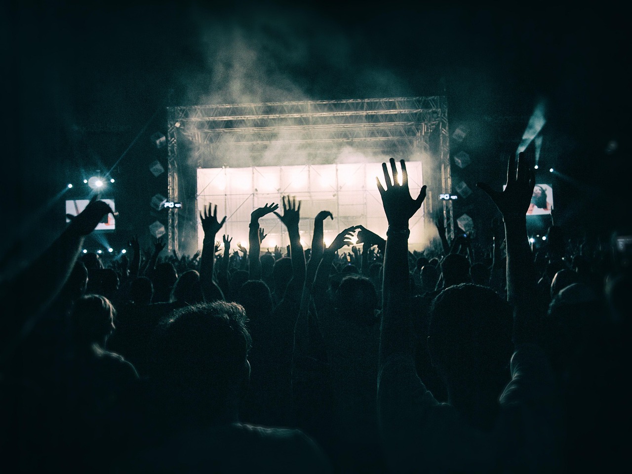 crowd, windows wallpaper, concert, music festival, mac wallpaper, party, people, cool backgrounds, people dancing, disco, music, 4k wallpaper, laptop wallpaper, beautiful wallpaper, wallpaper 4k, club, nightlife, 4k wallpaper 1920x1080, free background, entertainment, event, dance club, celebration, concert crowd, full hd wallpaper, night, festival, dance party, festival crowd, desktop backgrounds, night club, wallpaper hd, nightclub, hd wallpaper, free wallpaper, discotheque, rock concert, people celebrating, wallpaper